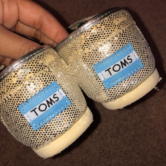 TOMS Silver Glitters Slip On Shoes - Picture 4 of 8